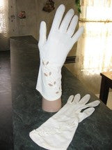 Vintage Cut-Out Dress Gloves White Size S - Couture Service  - 1