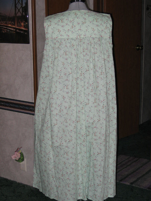 Handmade Green Floral Nightgown, Plus Size XL - Couture Service  - 2
